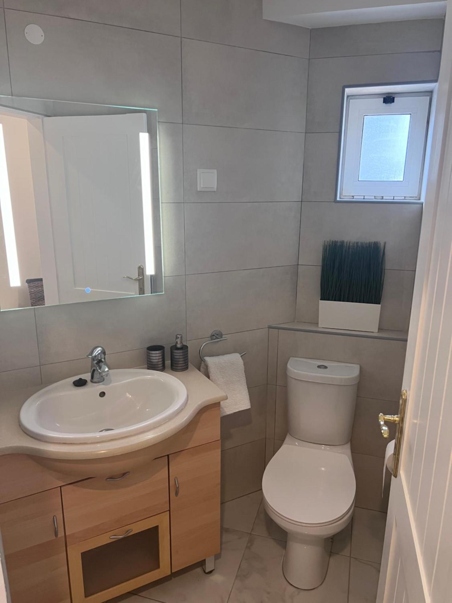 Spacious From Apartament